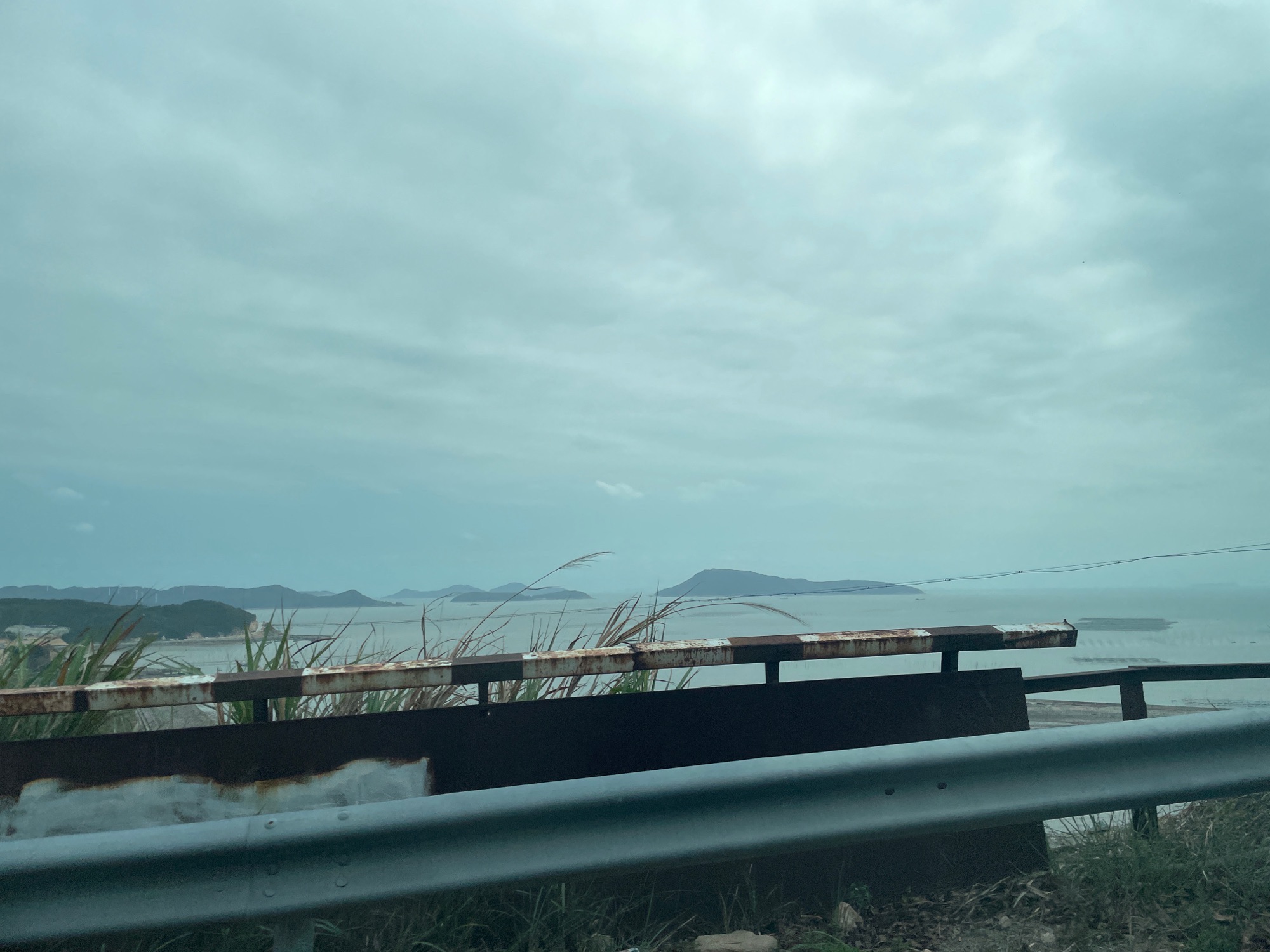 山岗背